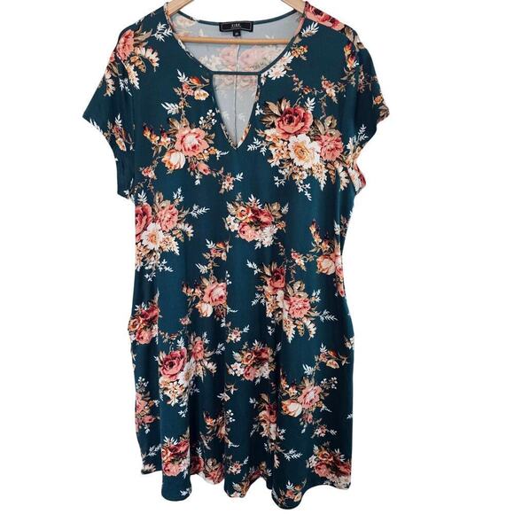Vibe Floral Keyhole Swing Dress Womens Size 2X Green Boho Flowing Stretch Casual - Picture 1 of 11